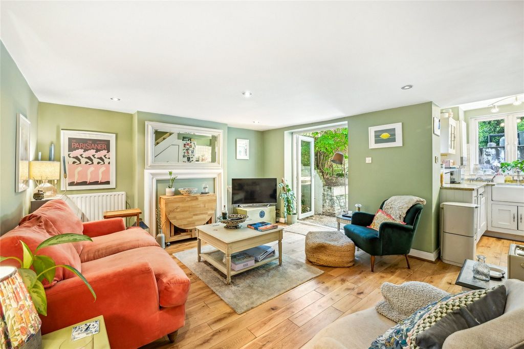 Property photo 2 of 9 Reception Room