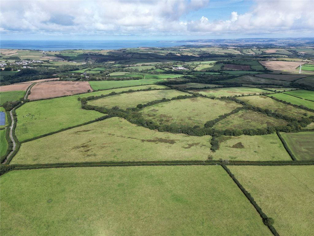 Property photo 1 of 19 Picture No. 01