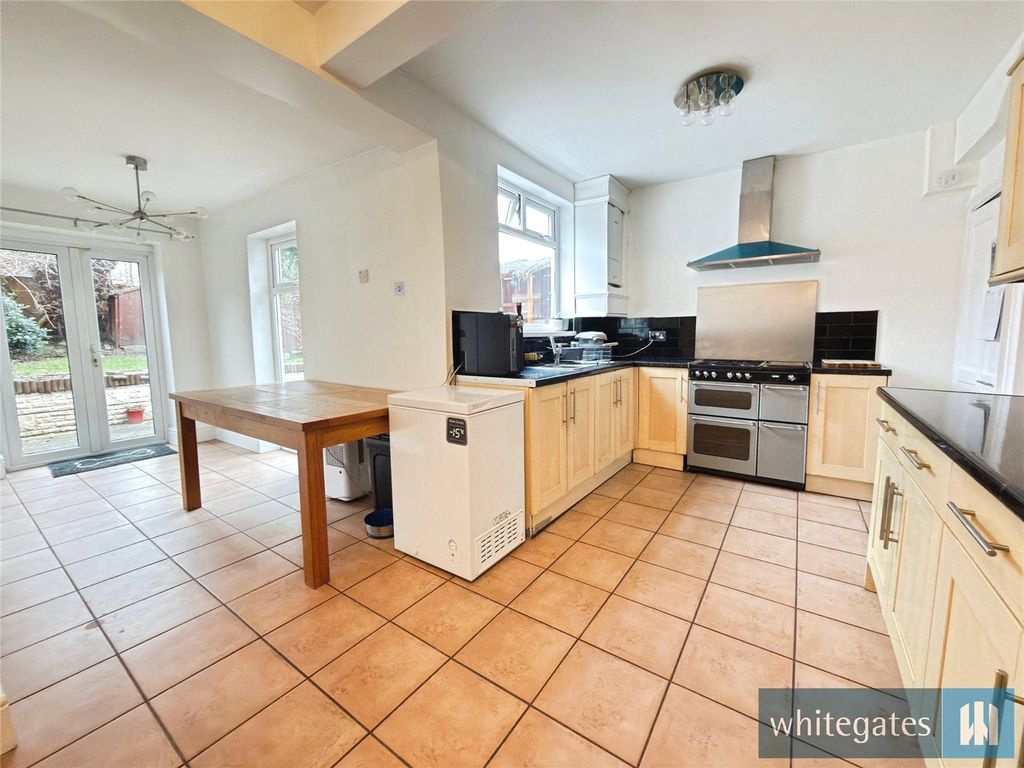 Property photo 3 of 15 Picture No. 13