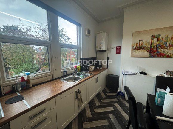 Property photo 3 of 18 8644041.Jpg