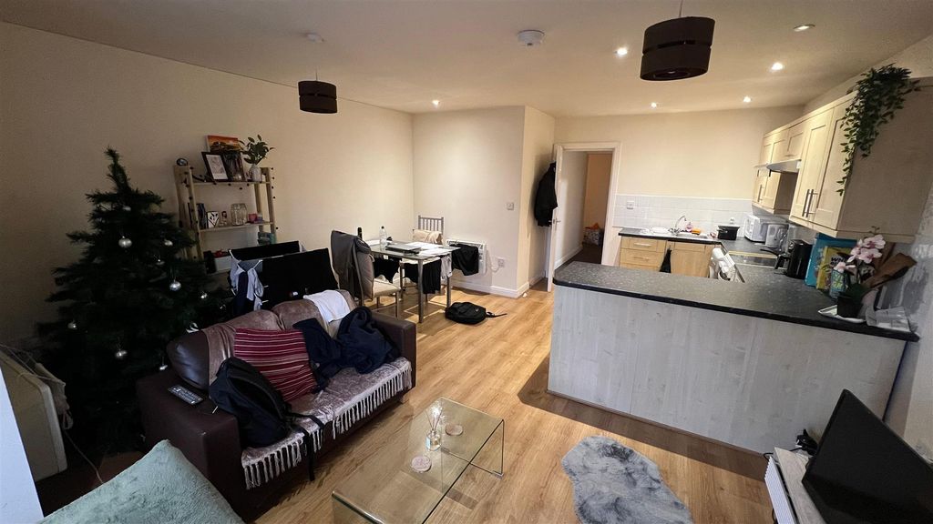 Property photo 1 of 13 Img-20250120-Wa0045.Jpg