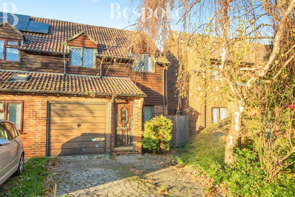 Property photo 1 of 27