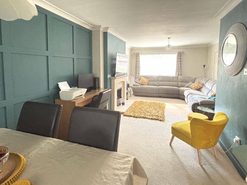 Property photo 2 of 16 Photo 3