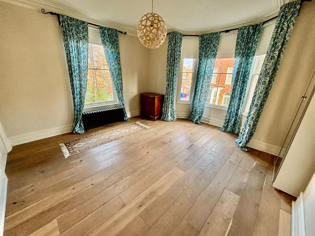 Property photo 3 of 30