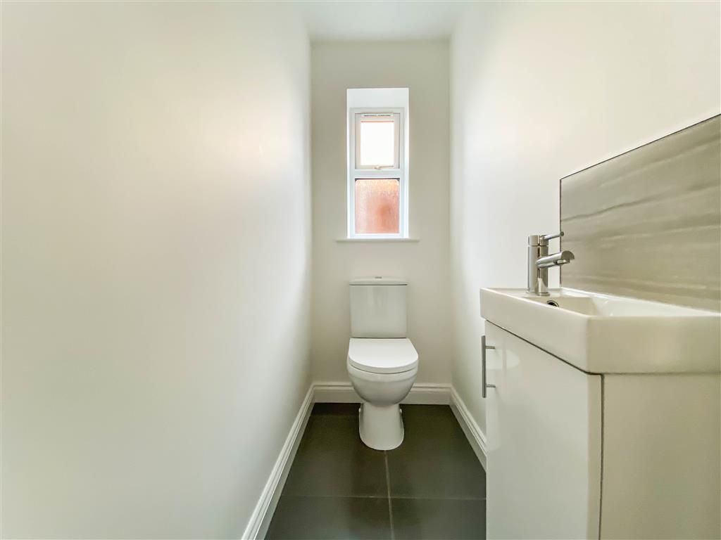 Property photo 2 of 10 Cloakroom/wc