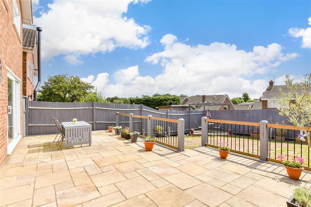 Property photo 3 of 19 Patio / Decking