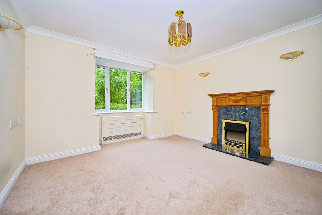 Property photo 3 of 15 Photo