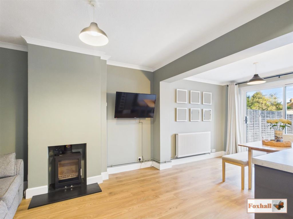 Property photo 3 of 16 Family Room / Dining Room