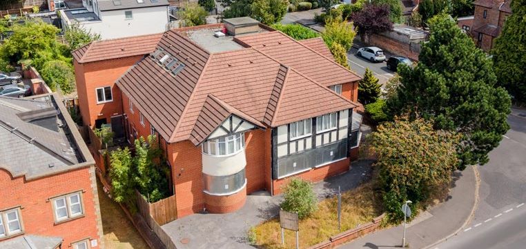 Property photo 1 of 39