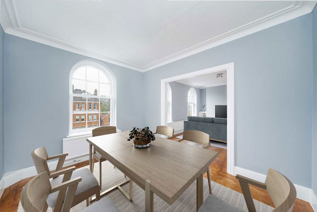 Property photo 2 of 7