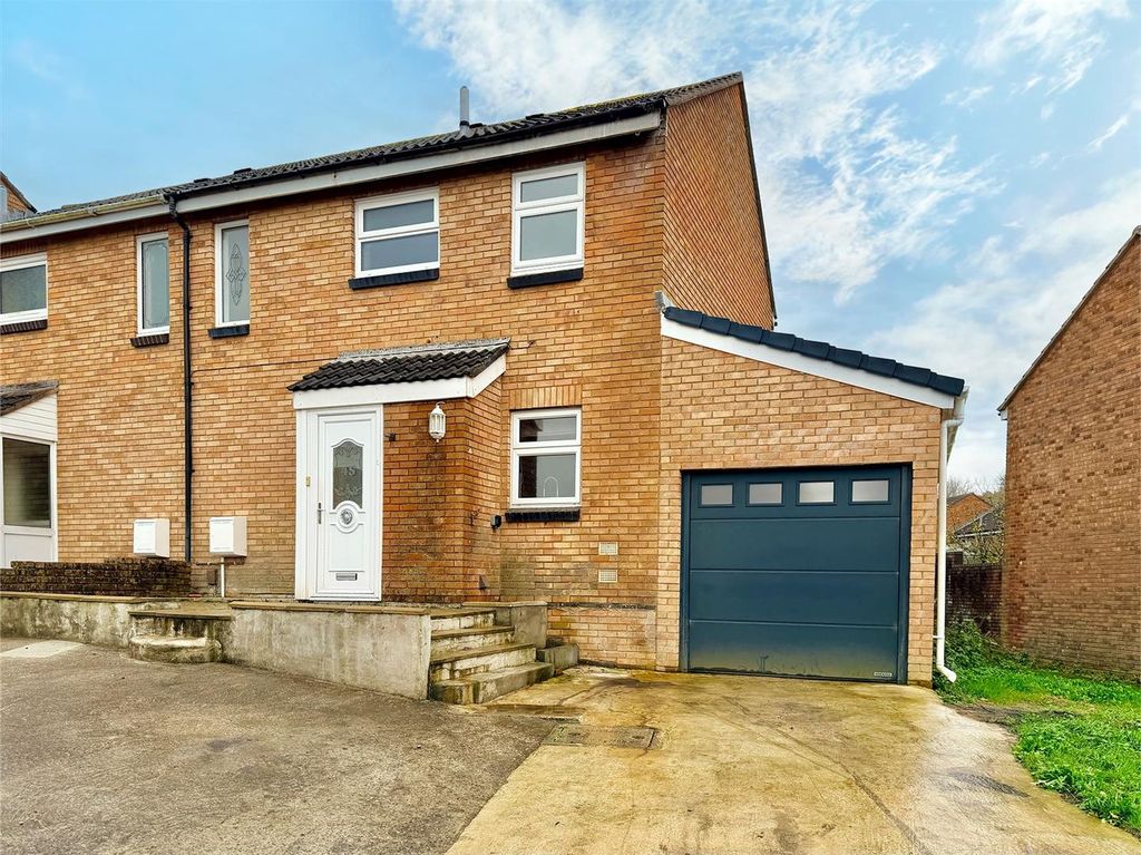 Property photo 1 of 12 1.Jpeg