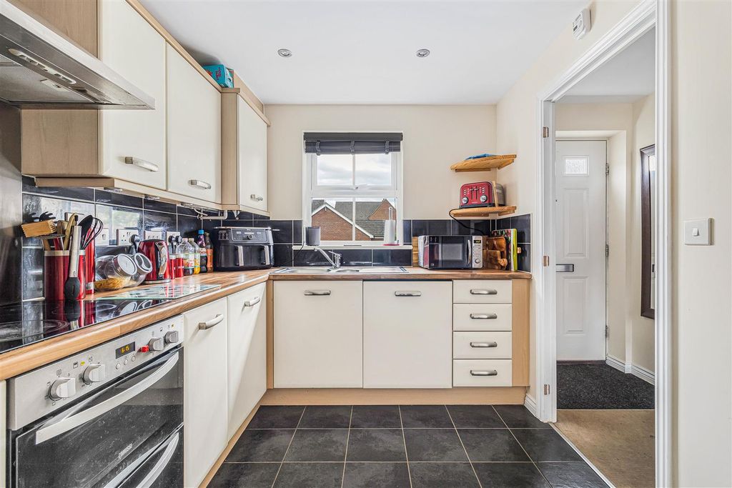 Property photo 3 of 17 17_56734-1.Jpg
