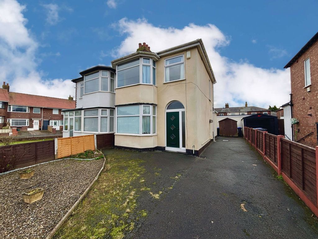 Property photo 1 of 21
