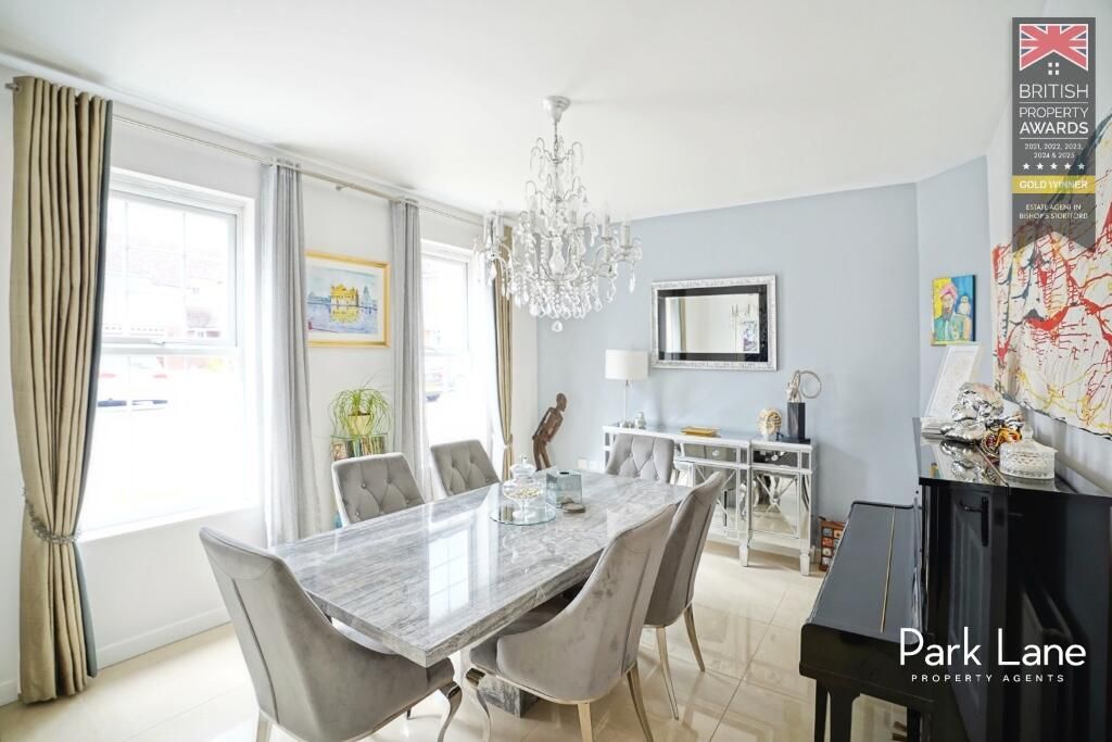 Additional image 7 of 5 bed detached house for saleBrook Farm Close, Bishops Stortford CM23