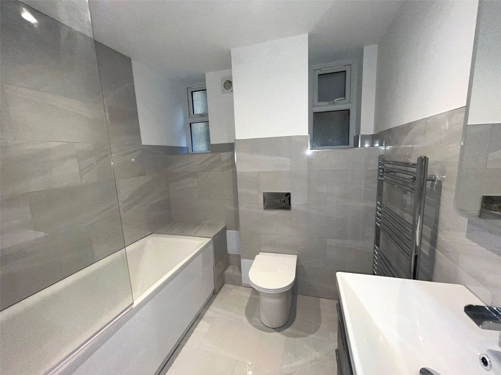 Property photo 3 of 5 Picture No. 03