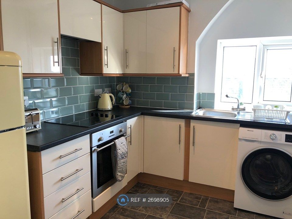 Property photo 3 of 8