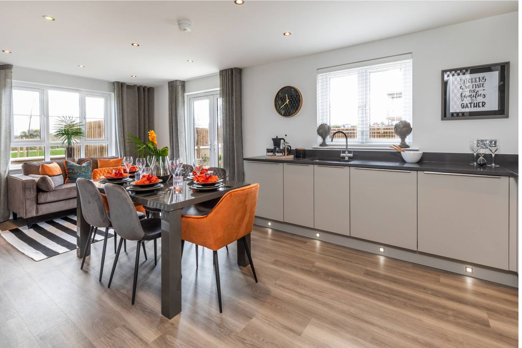 Property photo 3 of 10 Kitchen Dining Campbell