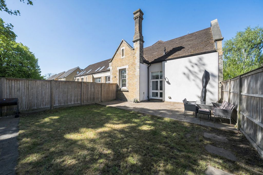 Property photo 3 of 23 1452731-10-69F1d2...