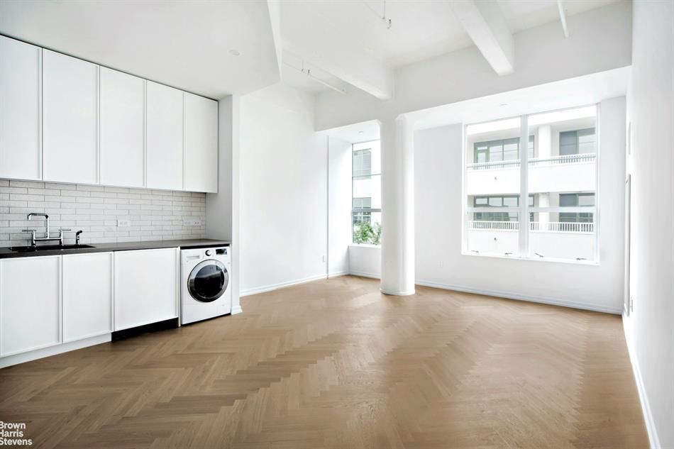 Property photo 1 of 3