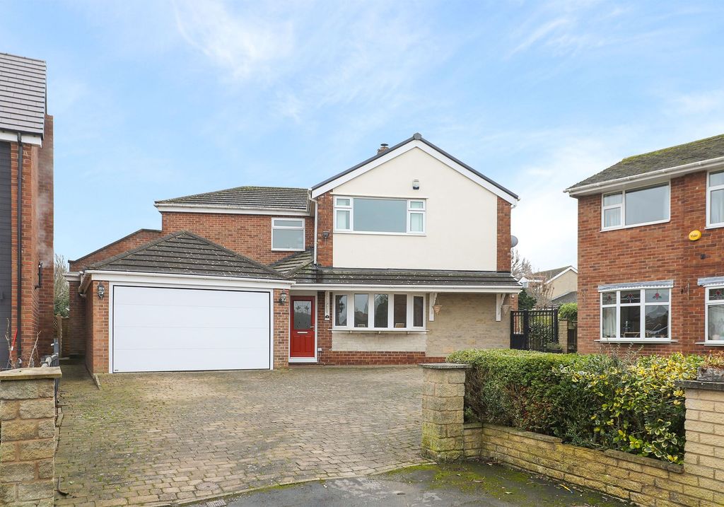 Property photo 1 of 25