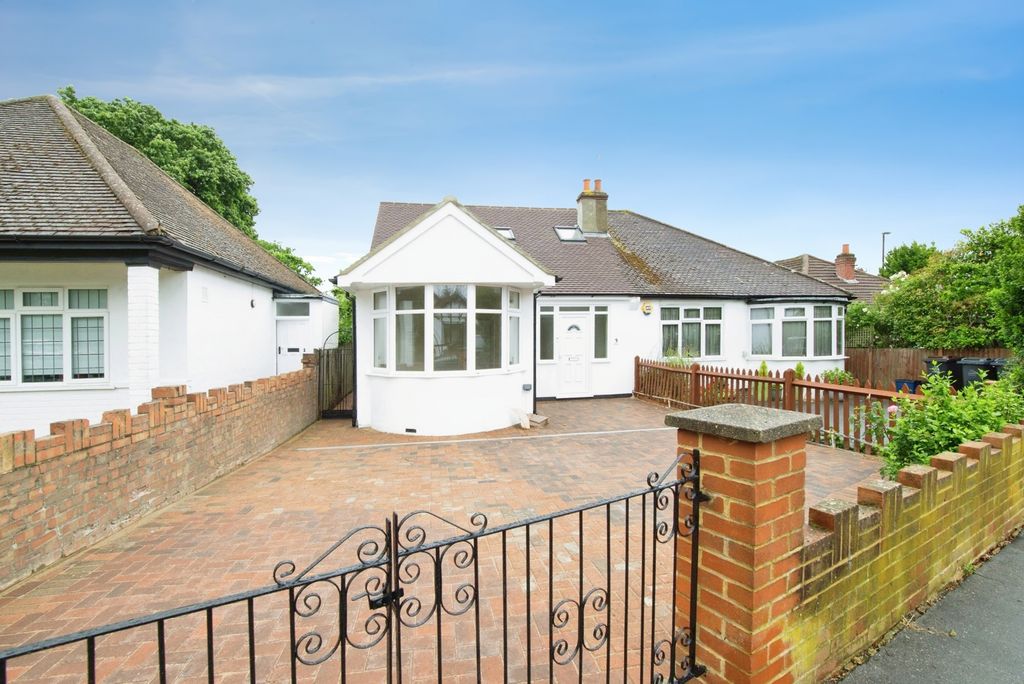 Property photo 1 of 20 Pbox-Img.Jpg
