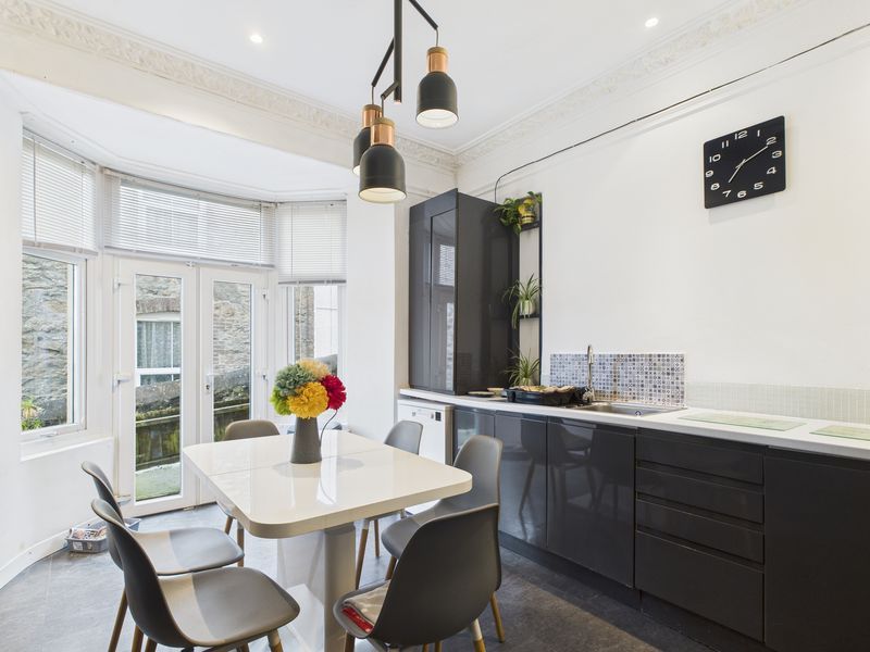 Property photo 3 of 17 Kitchen/Diner