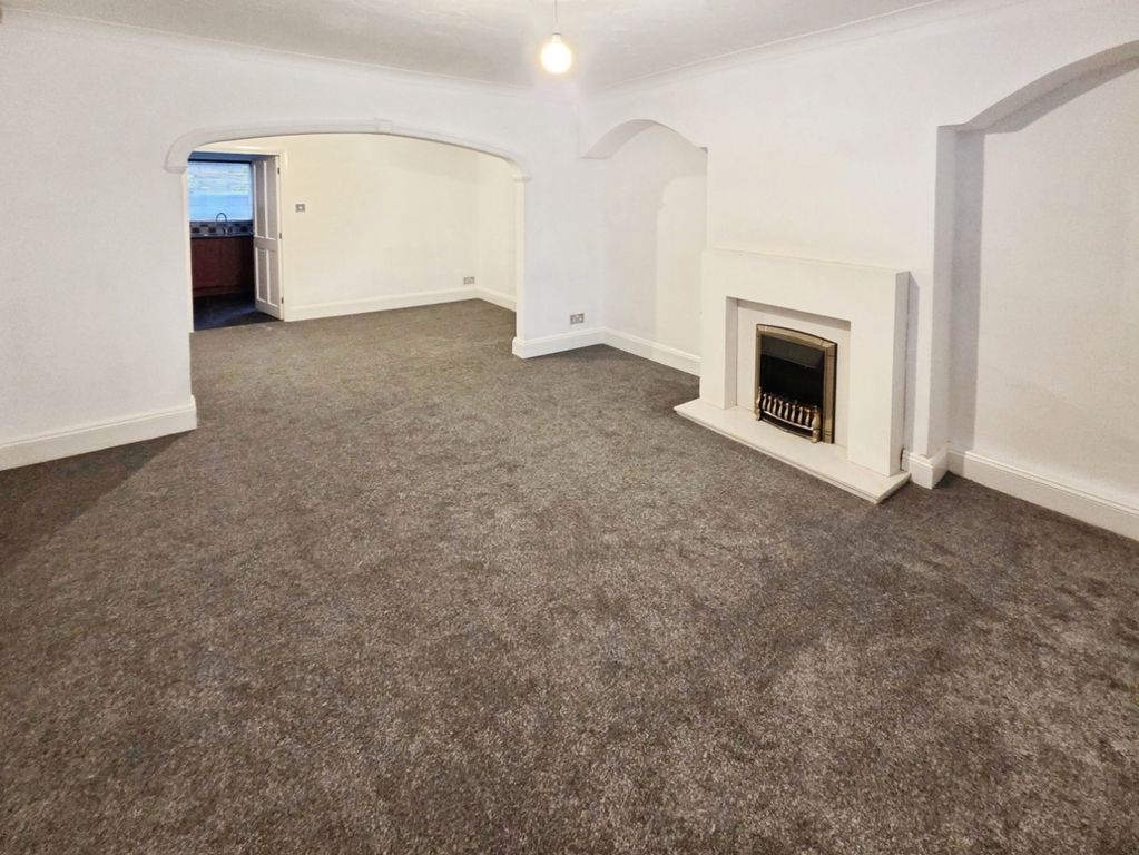 Property photo 3 of 14 Pbox-Img.Jpg