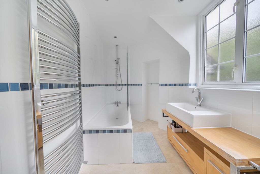 Additional image 21 of 3 bed flat for saleMarsh Road, Pinner, Middlesex HA5