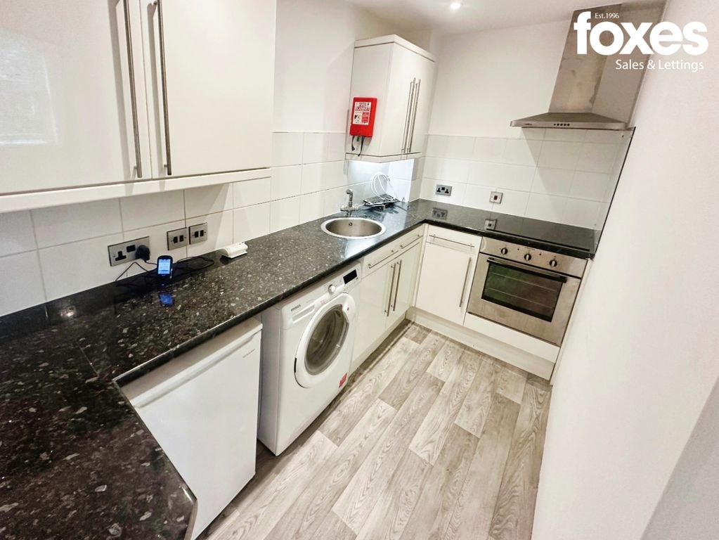 Property photo 3 of 12 3614512