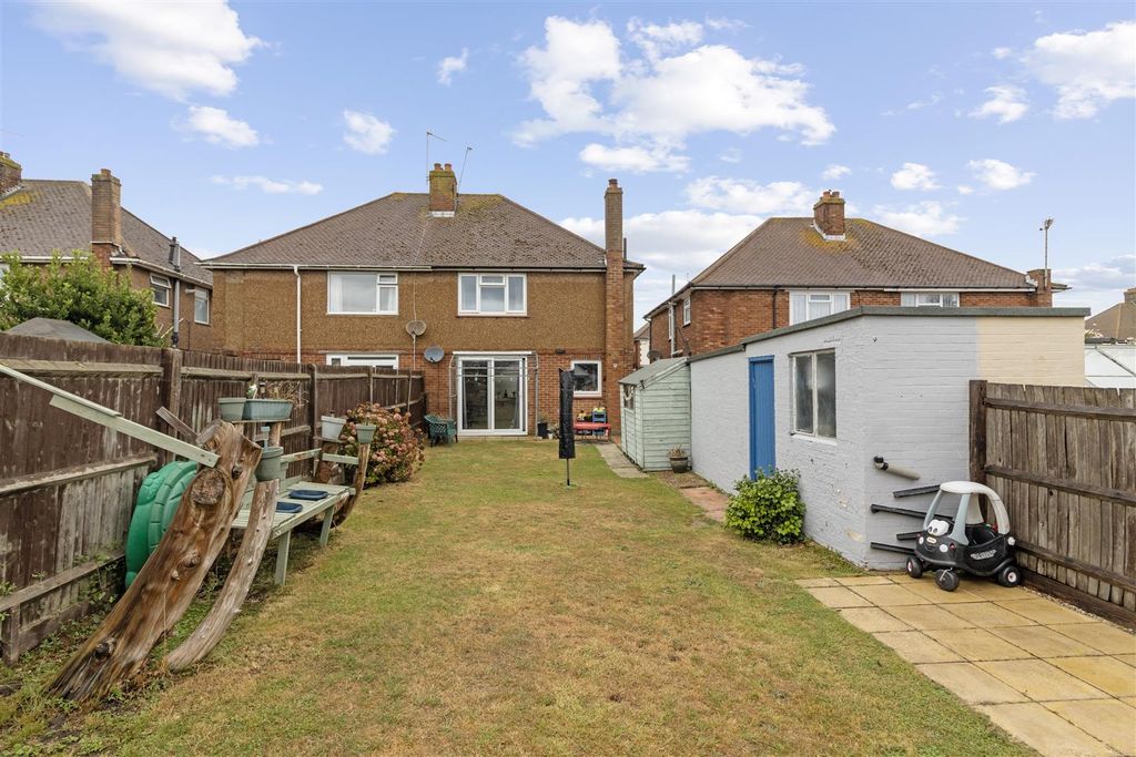 Property photo 2 of 21 Rear Garden