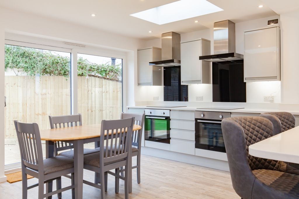Property photo 3 of 8 122868