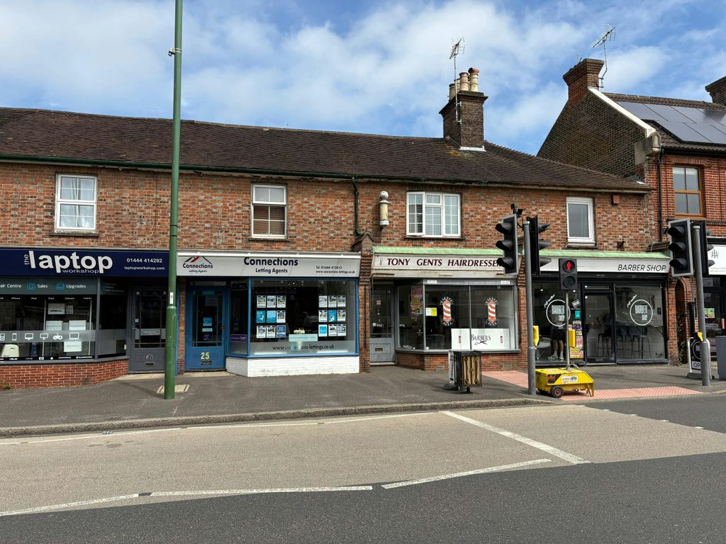 Property photo 1 of 4 Details Main.Jpeg