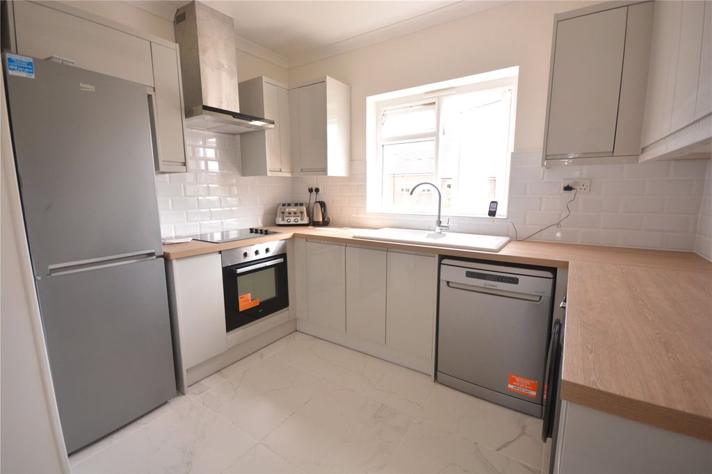 Property photo 2 of 6 Picture No. 04