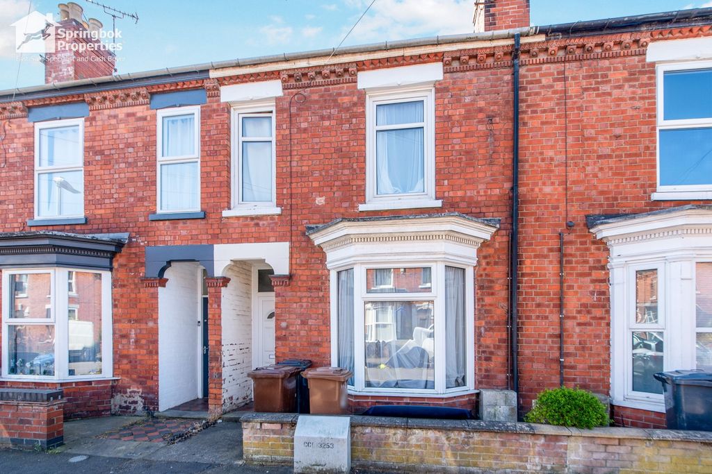 Property photo 1 of 15 Front View