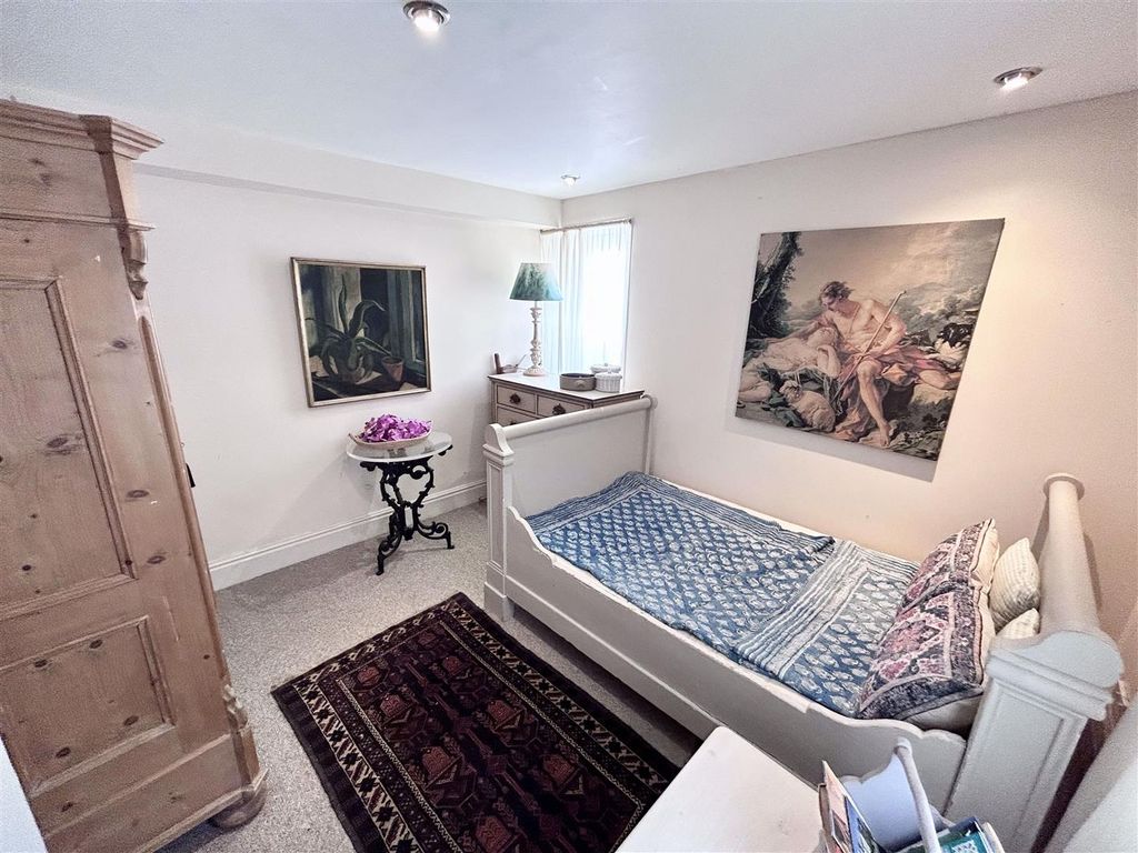 Additional image 5 of 2 bed flat to rent41 Melville Street, Ryde PO33