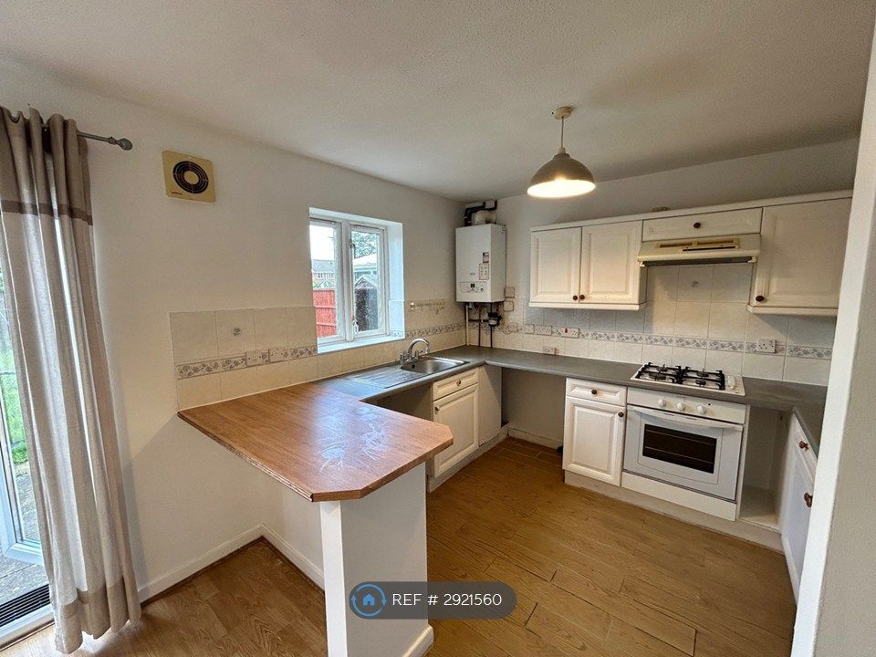 Property photo 3 of 14
