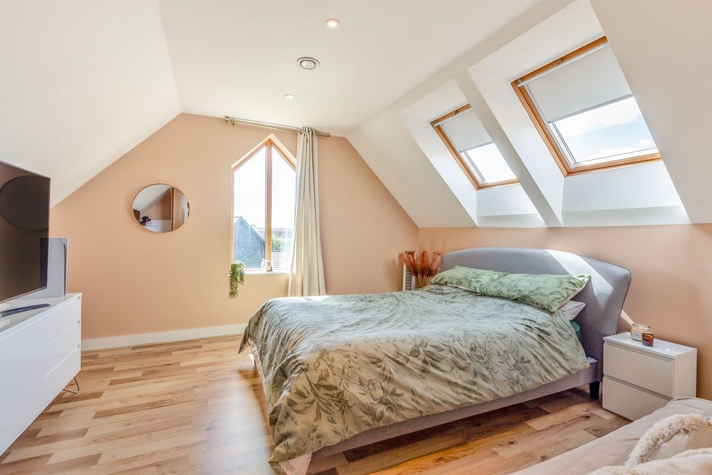 Property photo 3 of 12 Front