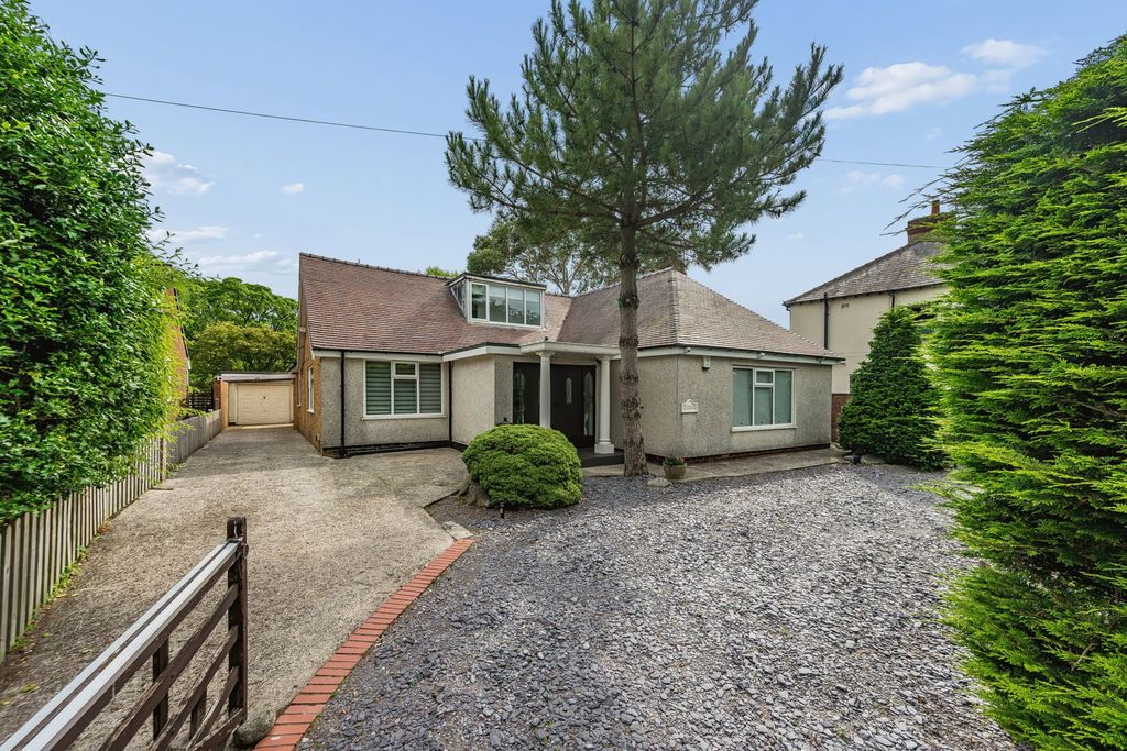 Property photo 1 of 44