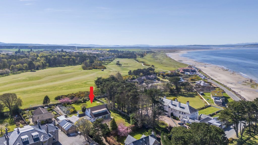 Property photo 2 of 41