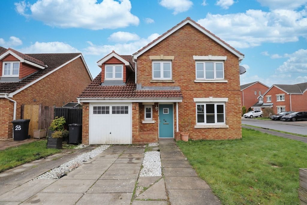 Property photo 2 of 25