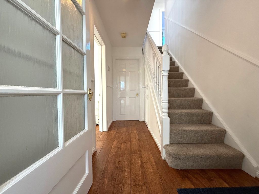 Property photo 2 of 25 Photograph 2