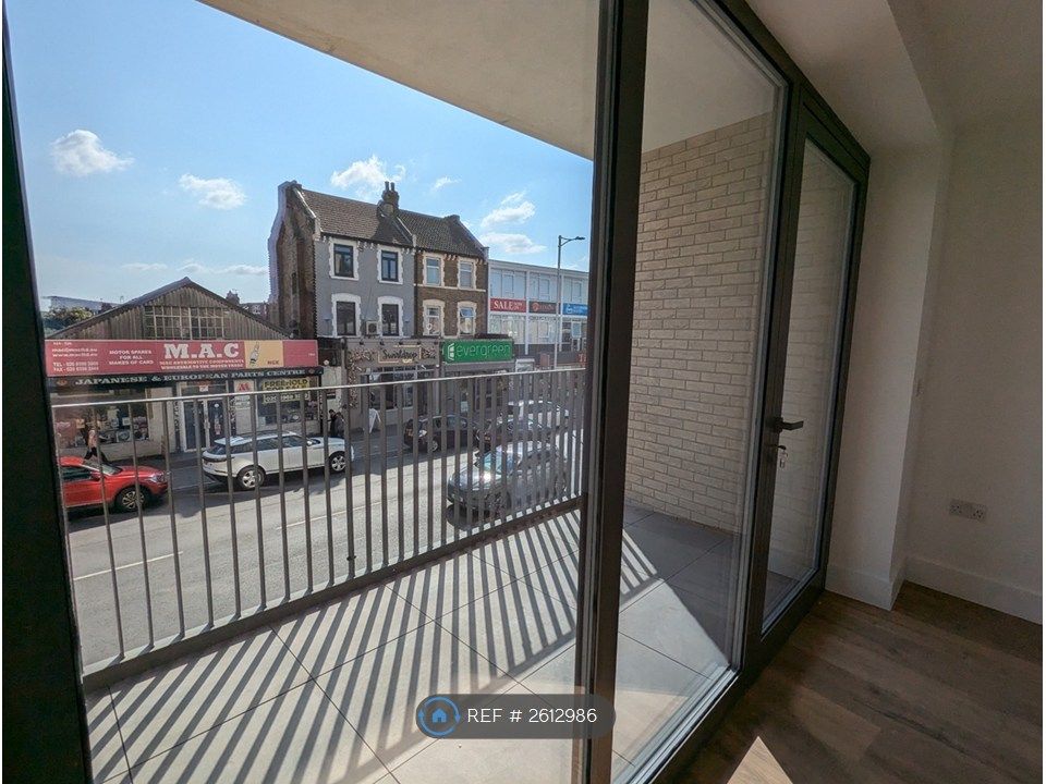 Property photo 3 of 22