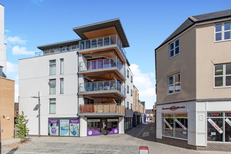 Property photo 1 of 9 108955