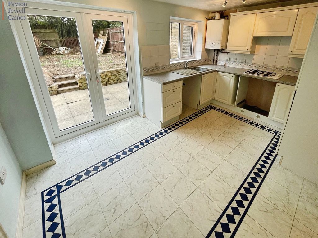 Property photo 2 of 13 Not Specified