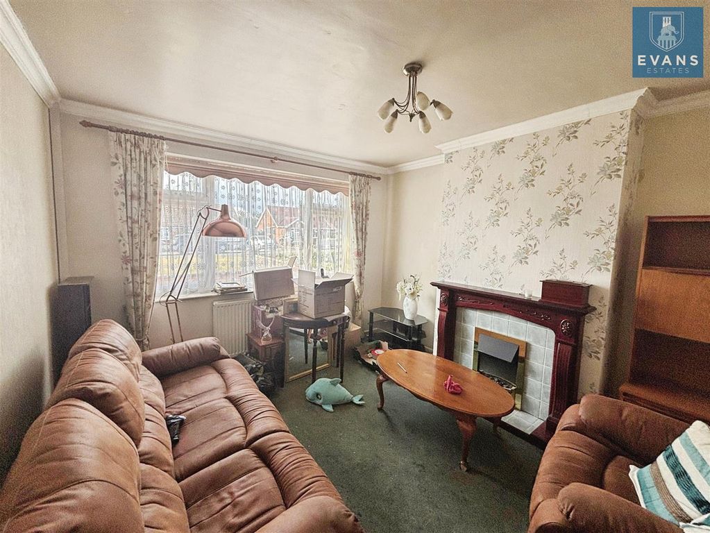 Property photo 2 of 15 Living Room