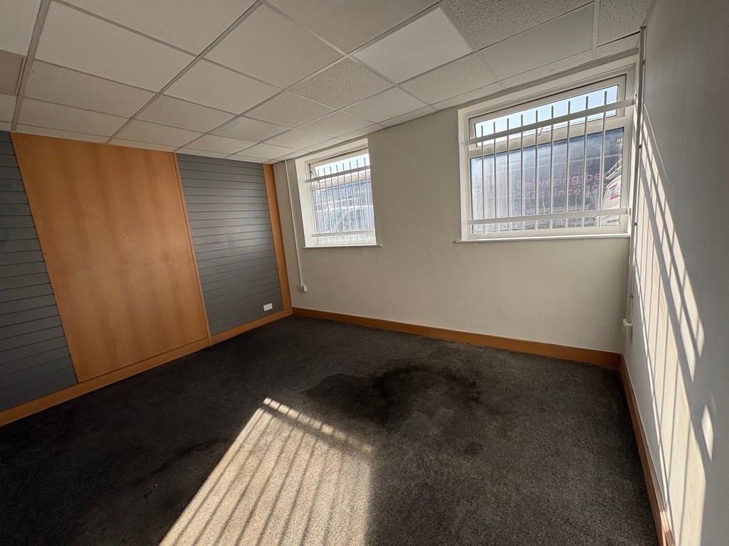 Property photo 3 of 3 Photo 2