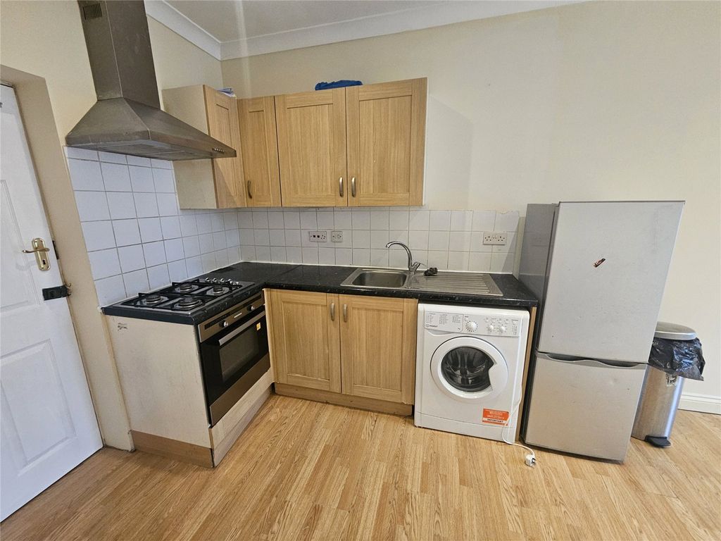 Property photo 3 of 4 Picture No. 03