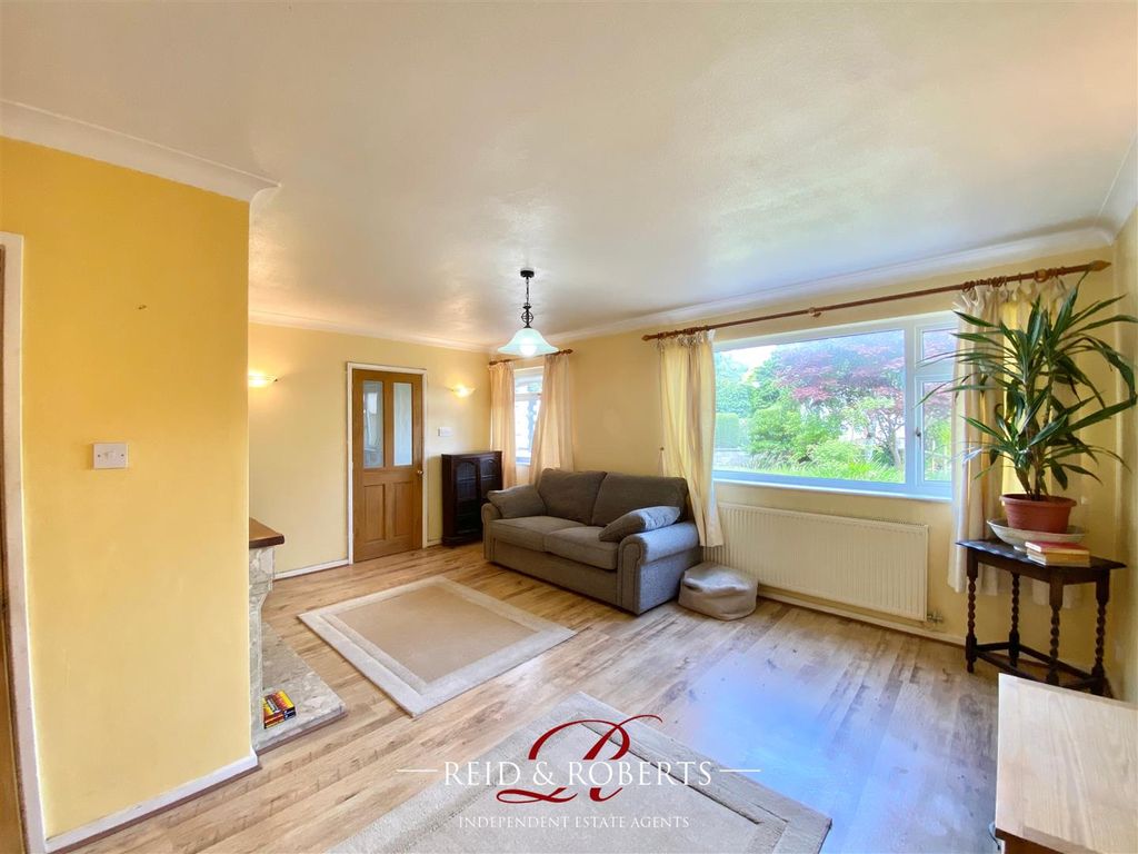 Property photo 2 of 23 1.Png