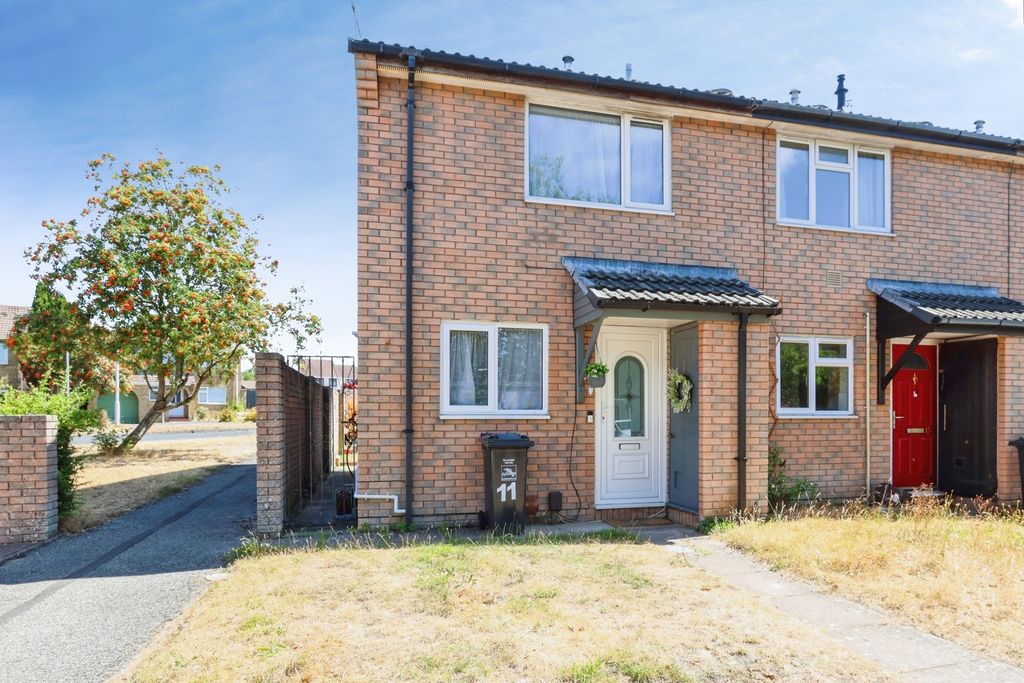 Property photo 1 of 14 External