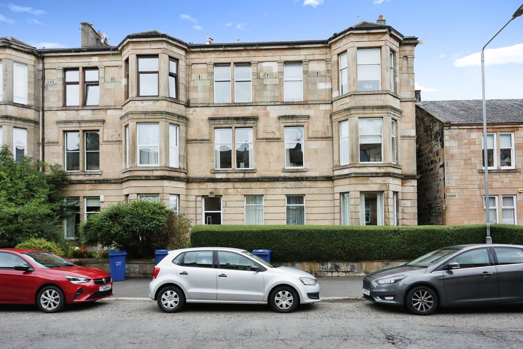 Property photo 1 of 17 Front View